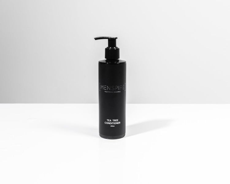 Кондиціонер для волосся з олією чайного дерева Menspire Tea Tree Conditioner Black 250ml TTC250B фото
